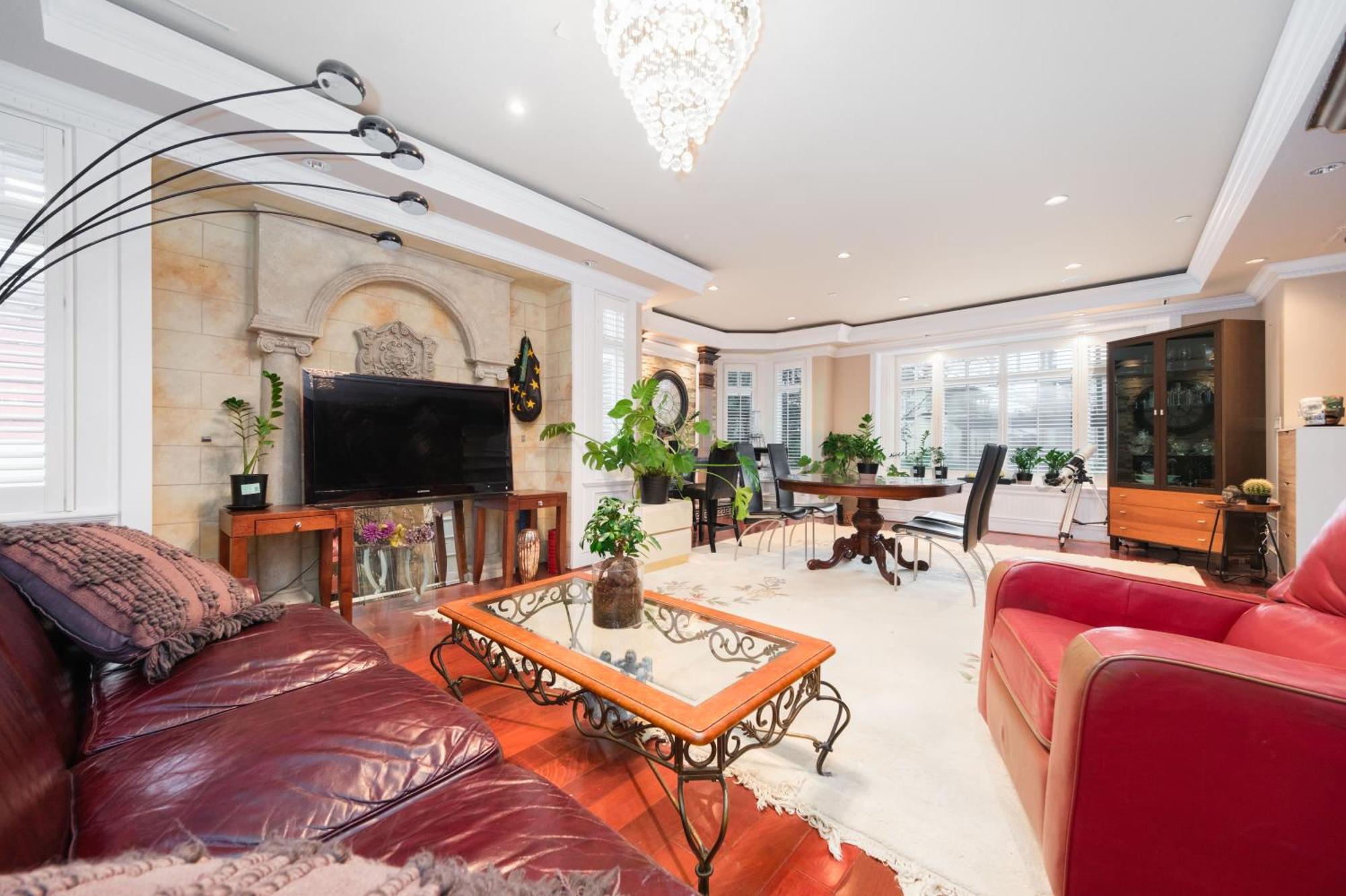 Oakridge Luxury Homestay Vancouver Exterior photo